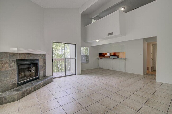 Foto del edificio - 3560 Ranch to Market Rd 2222