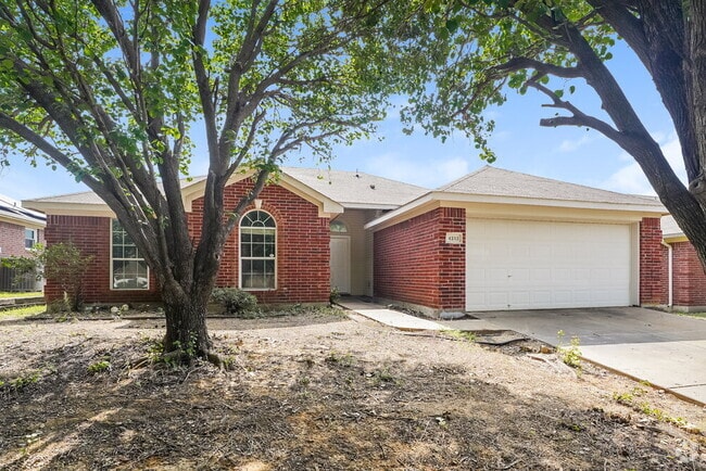 Building Photo - 4212 Comer St