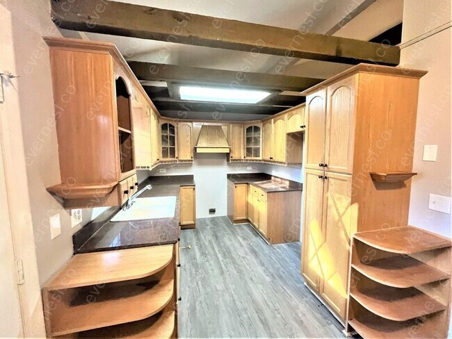 Foto del edificio - 42 Fox Glen Cir