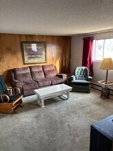 Building Photo - 1171 Walnut St