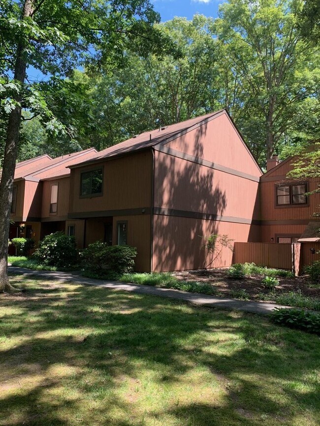Foto del edificio - 11729 S Briar Patch Dr