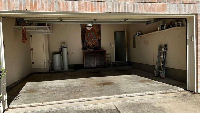 Foto del edificio - 114 Ambrose Dr