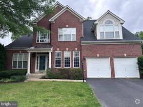 Building Photo - 21330 Meadow Field Ct