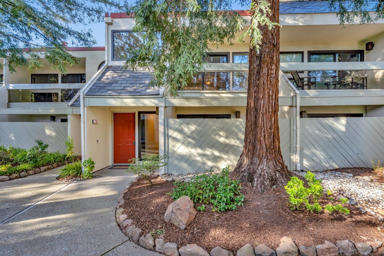 190 Cleaveland Rd Unit 11, Pleasant Hill, CA 94523 Condo for Rent in