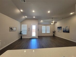 Building Photo - 1118 Silverthorne Trl