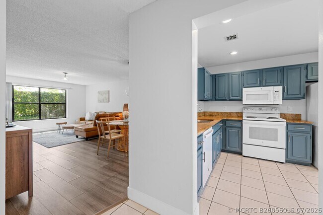 Building Photo - 12999 Odessa Trail