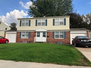 Building Photo - 2630 Kennedy Dr