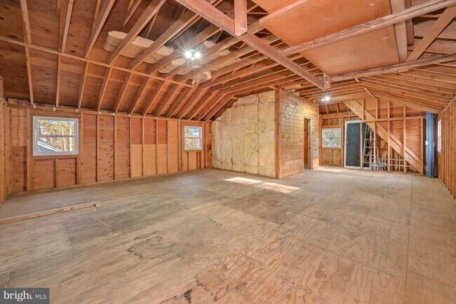 Foto del edificio - 2812 Cypress Ln