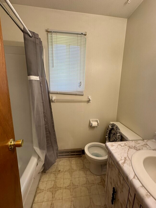 Foto del edificio - 605 East St