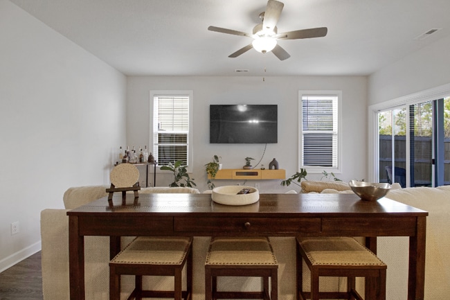 Foto del edificio - 2013 Folkstone Wds Ln