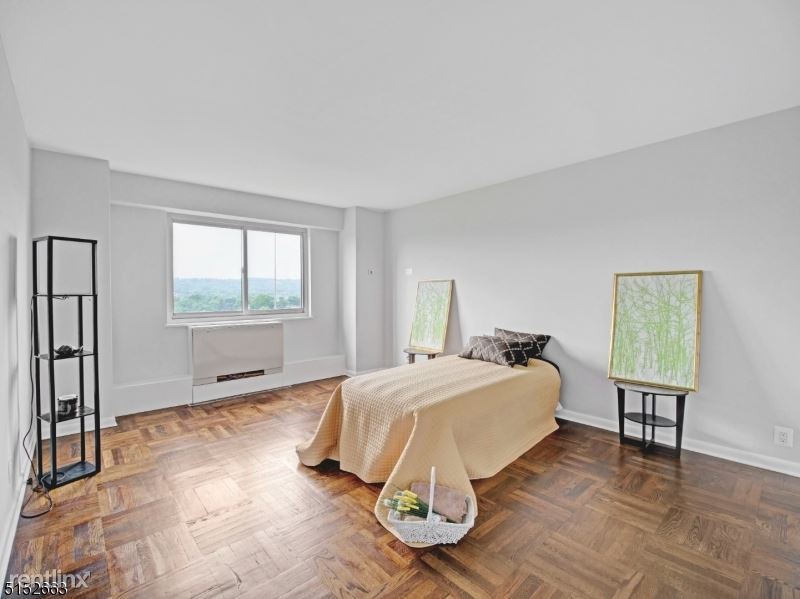 Building Photo - 2 br, 1 bath House - 377 South Harrison St...
