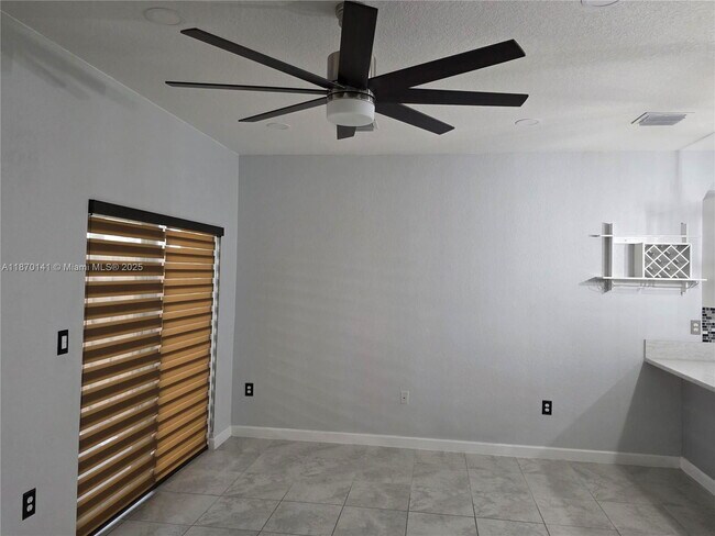 Foto del edificio - 11352 SW 248th Terrace