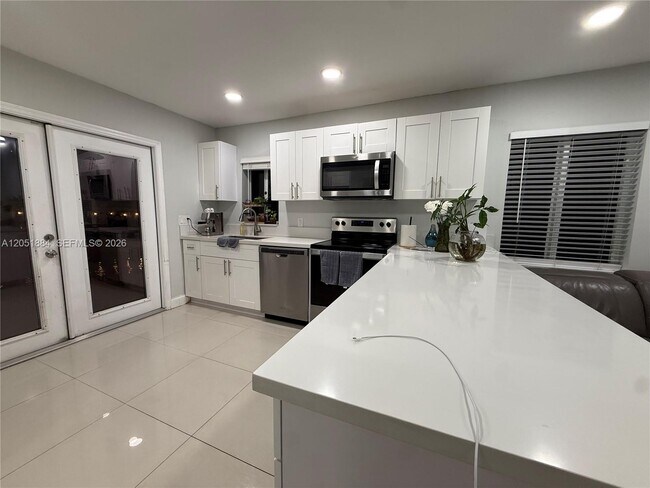 Foto del edificio - 6362 Southgate Blvd