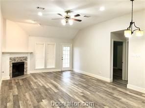 Building Photo - 1304 Bayou Woods Dr