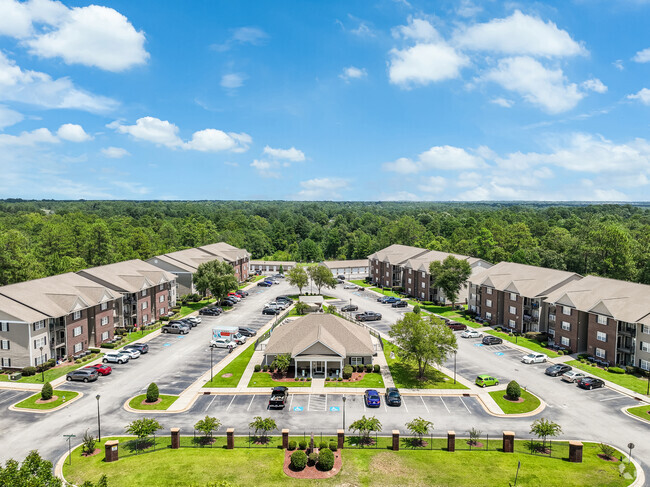 Building Photo - Crown at SteepleChase