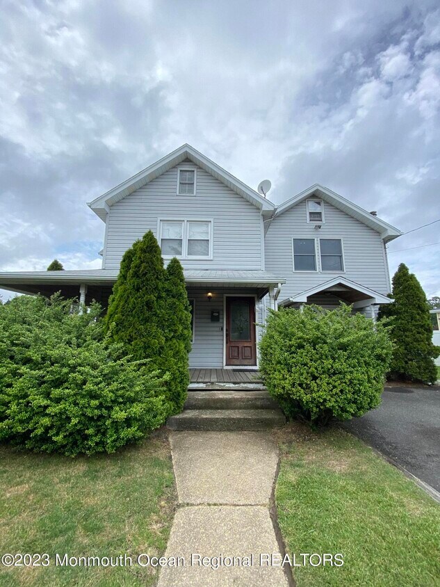 319 Roosevelt Ave, Ocean Township, NJ 07755 House Rental in Ocean Township, NJ