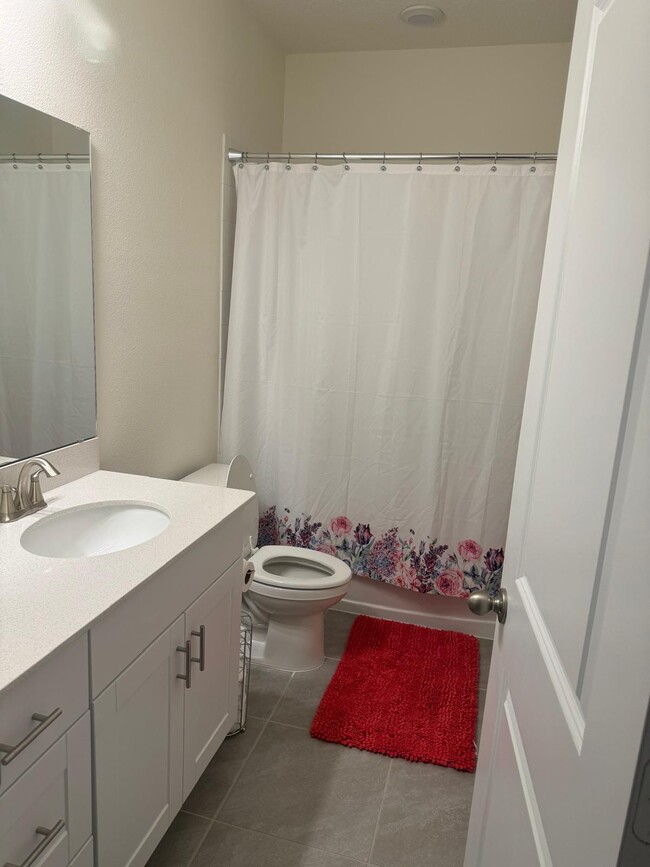 Foto del edificio - 4454 Small Creek Rd