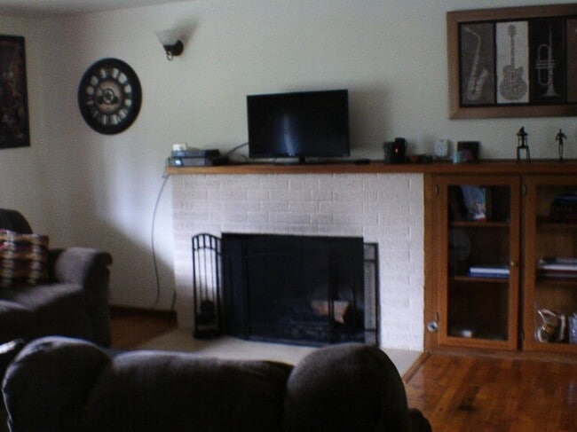 Fireplace - 4506 24th Ave SE