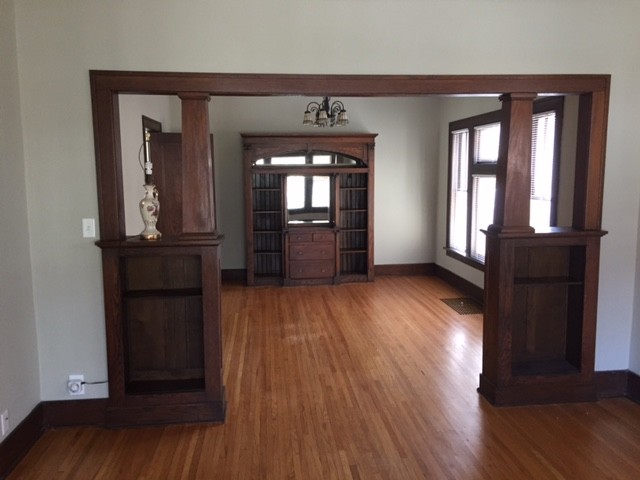 Dining room - 508 W Marion St