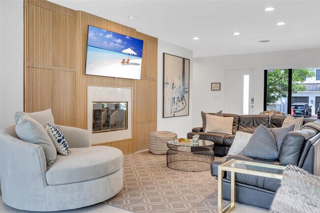 Foto del edificio - 1950 Harbourview Dr