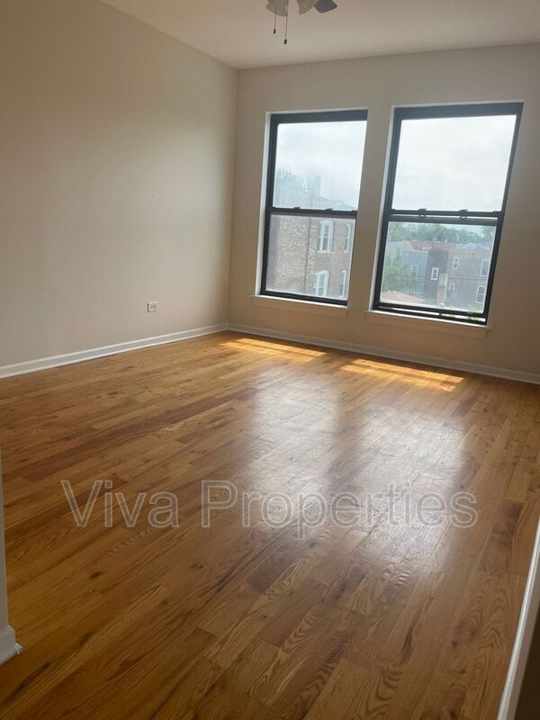 Foto del edificio - 4058 W Armitage Ave