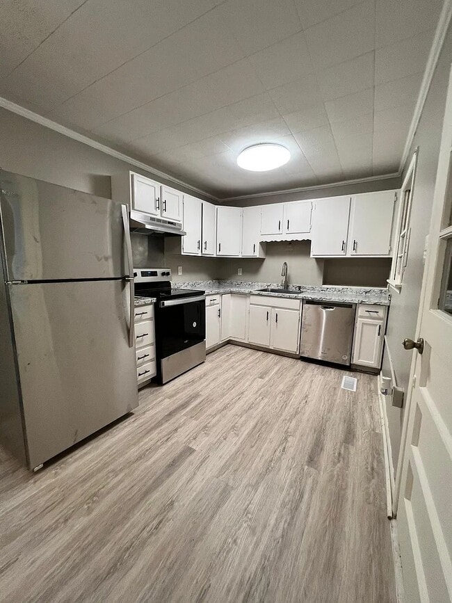 Foto del edificio - 1533 Hartford Rd