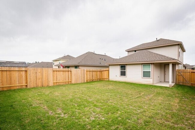 Foto del edificio - 17434 Linthorne St