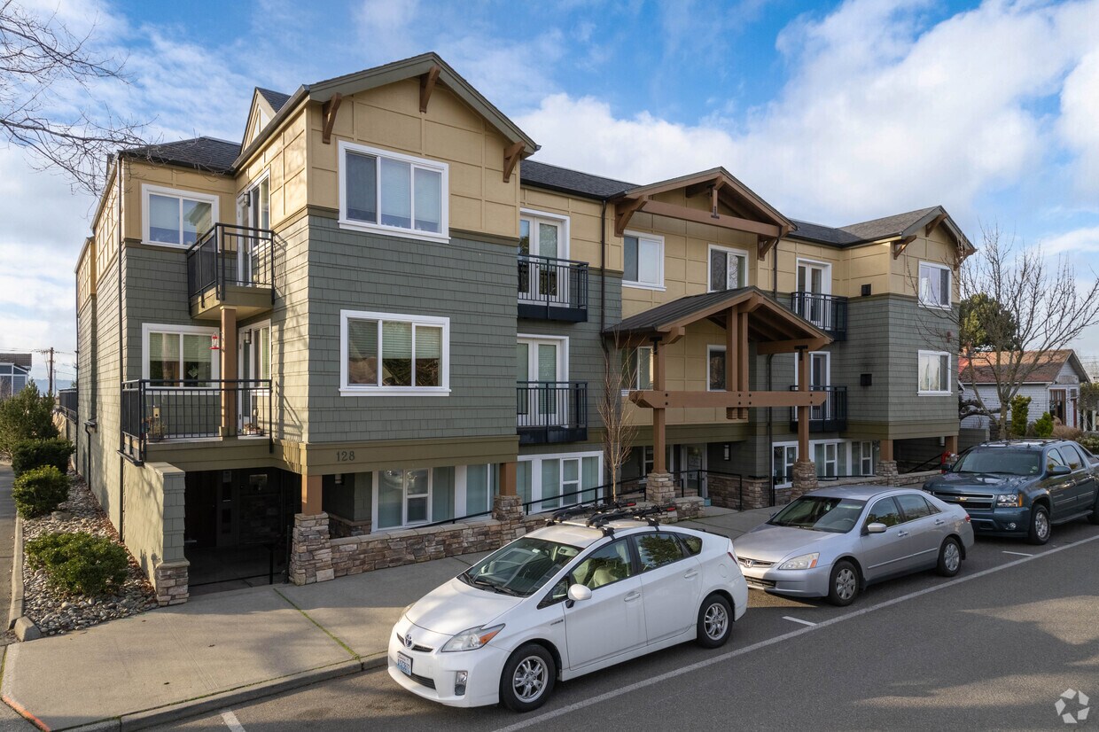 128 4th Ave S, Edmonds, WA 98020 Apartments in Edmonds, WA