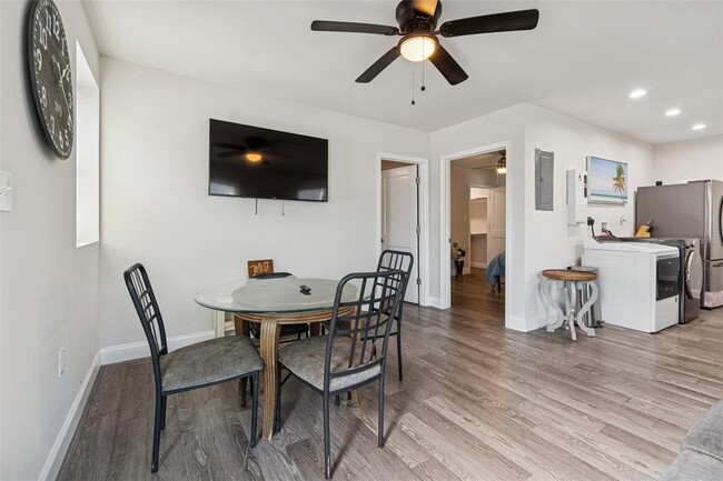 Foto del edificio - 1006 E 26th Ave