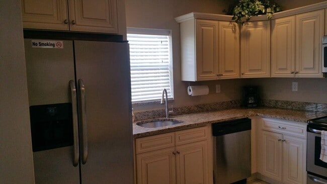 Photo - 3249 NE 10th St House