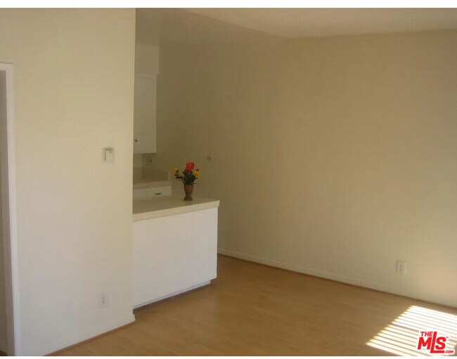 Foto del edificio - 14435 Tiara St