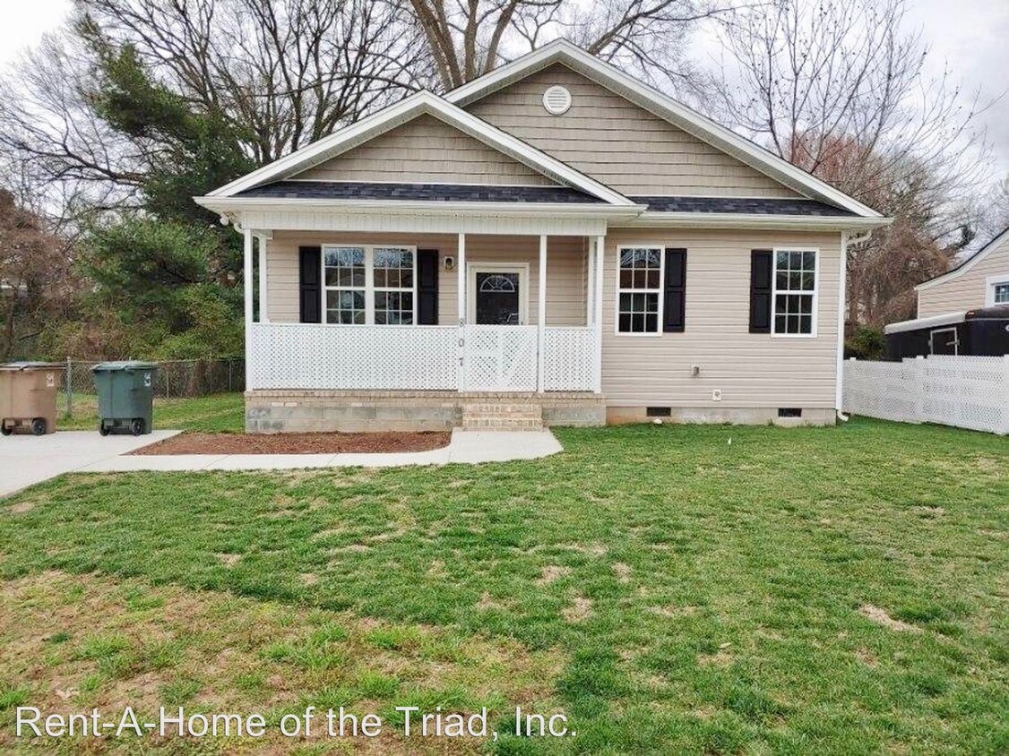 Primary Photo - 4 br, 2 bath House - 807 Rockett Street