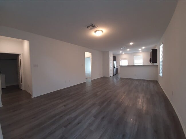 Foto del edificio - 16568 Moss Ln