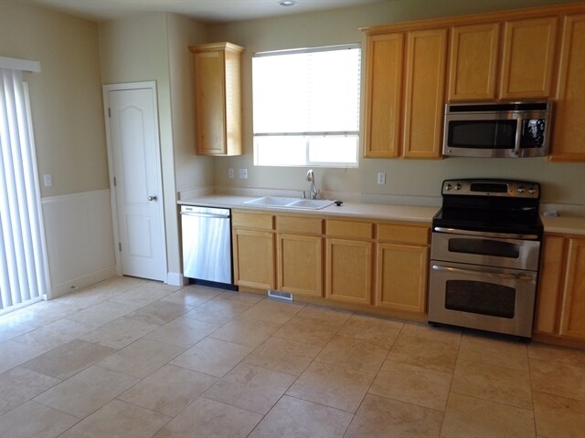 Building Photo - 6456 W 8375 S