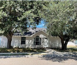 Building Photo - 9 La Mancha Dr