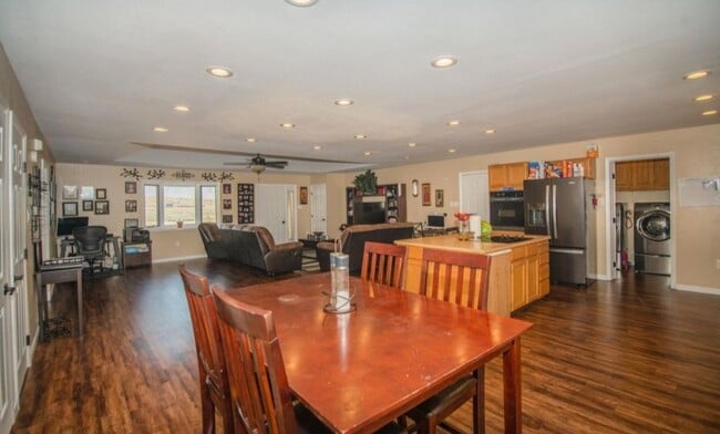 Foto del edificio - 2888 Pine Ridge Dr