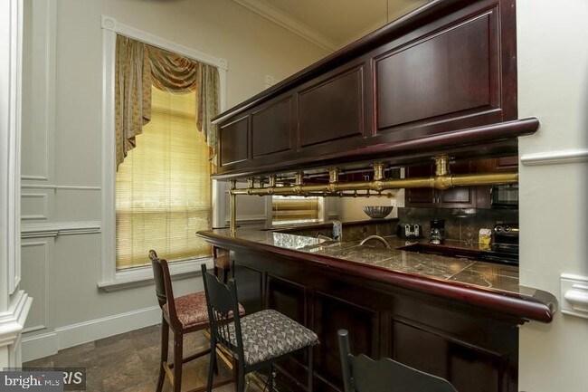 Foto del edificio - 1591 Spring Gate Dr