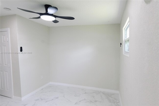 Building Photo - 1806 N 43rd Ave