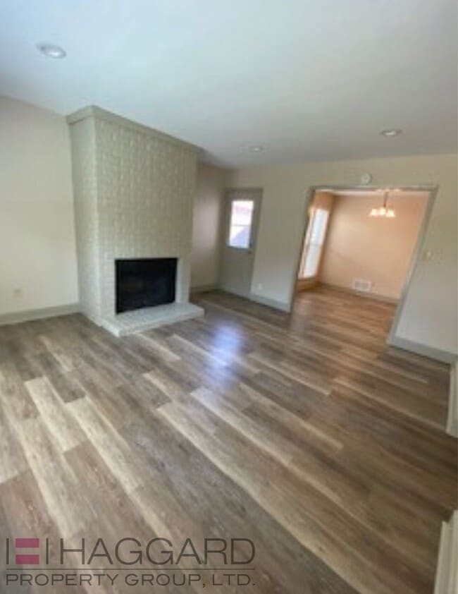 Building Photo - 7570 Kings Ridge Rd