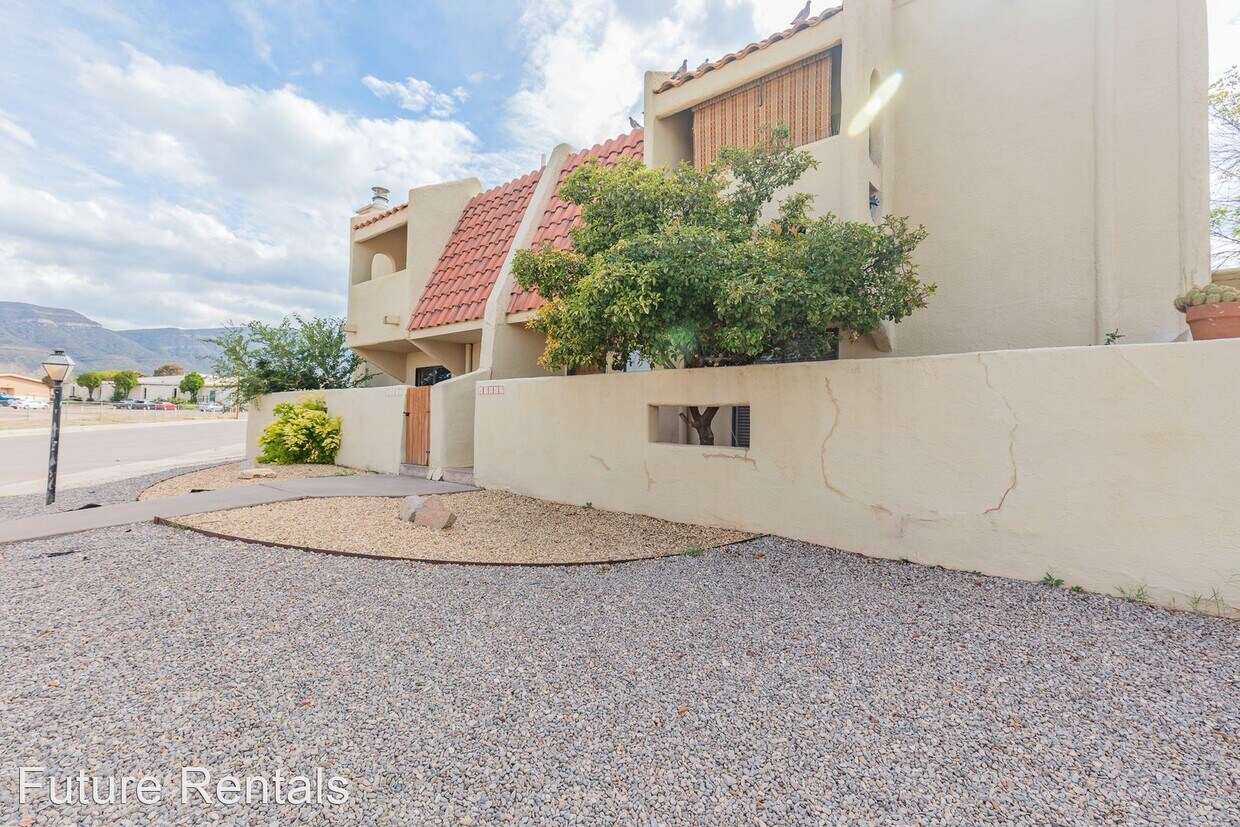 1308 Adams Ave, Alamogordo, NM 88310 House Rental in Alamogordo, NM