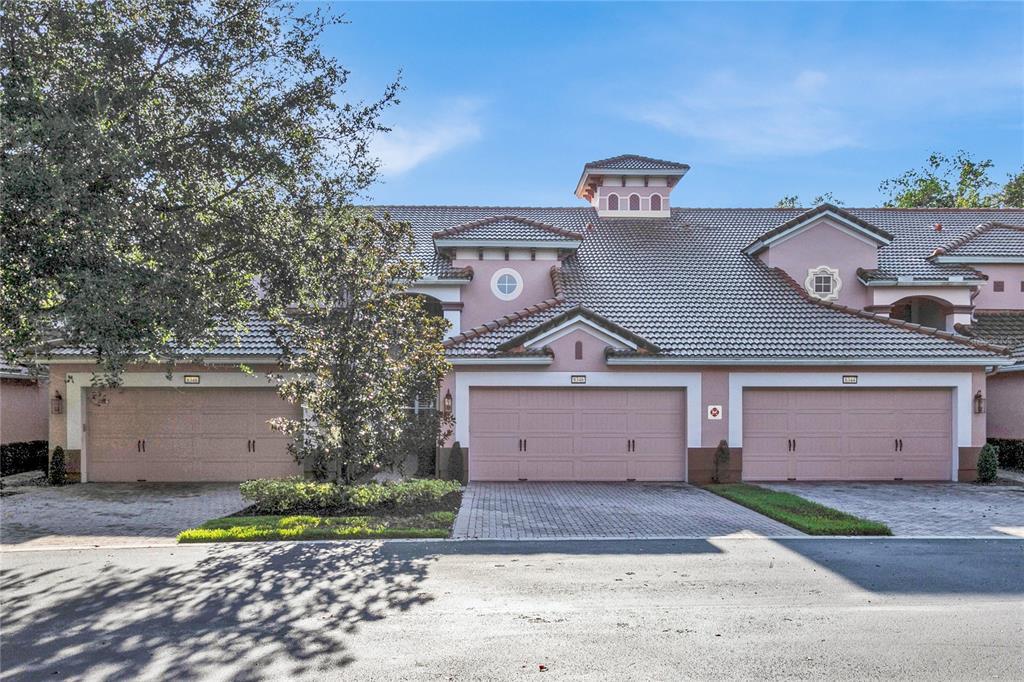 Foto principal - 8346 Riverdale Ln