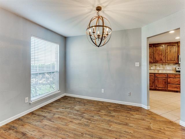 Building Photo - 3525 Clearbrook Dr