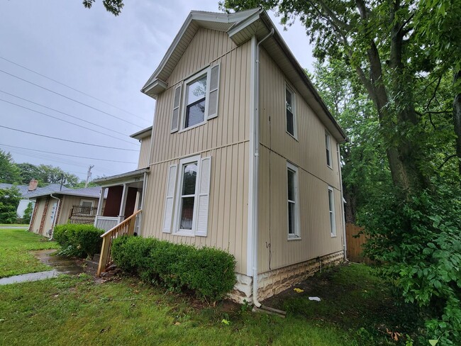 Building Photo - Spacious 4-Bedroom, 2-Bathroom Home COMING...