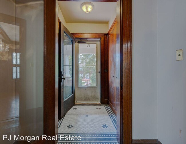 Foto del edificio - 4 br, 2 bath House - 517 S 38th Avenue