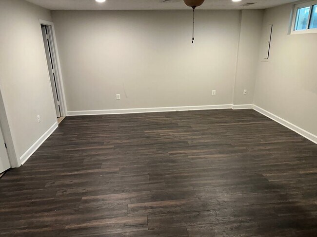 Foto del edificio - 3829 Salemway Ct