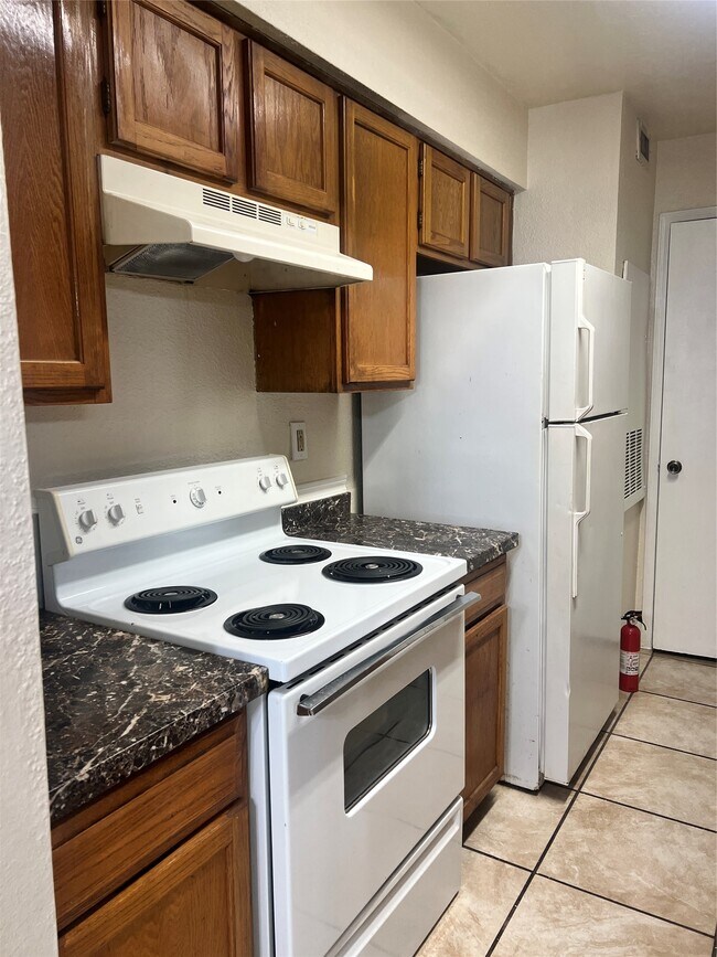 Foto del edificio - 9700 Leawood Blvd