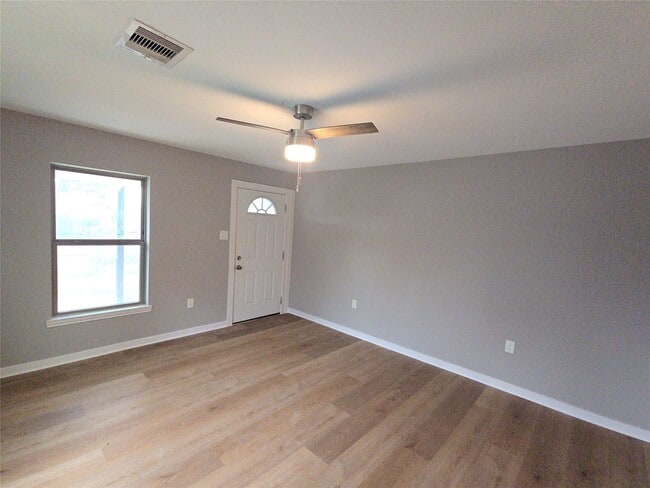 Foto del edificio - 3118 Memel St