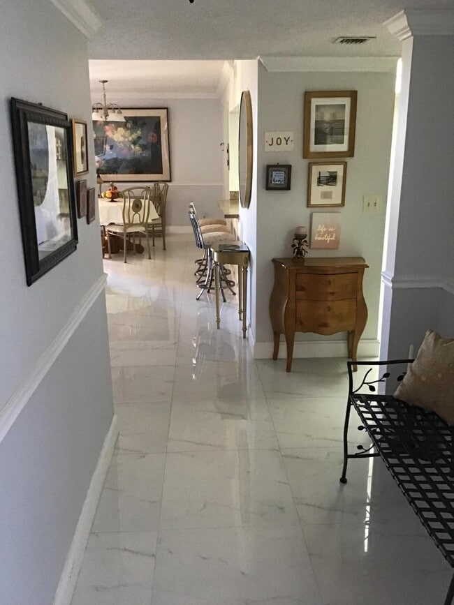 Foto del edificio - 750 Egret Cir