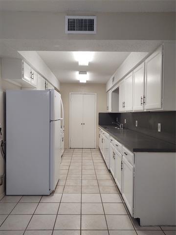 Foto del edificio - 703 E Shady Grove Rd