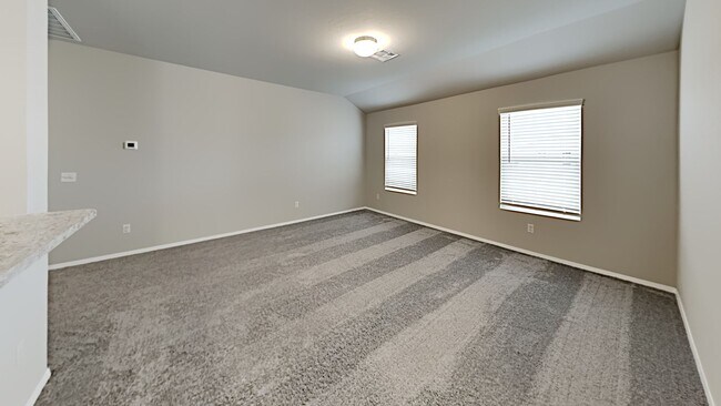 Foto del edificio - Very Nice and Spacious 3 Bedroom 2 Bath home in El Reno Schools